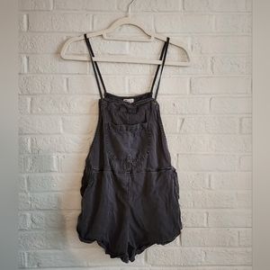 Billabong overall shorts